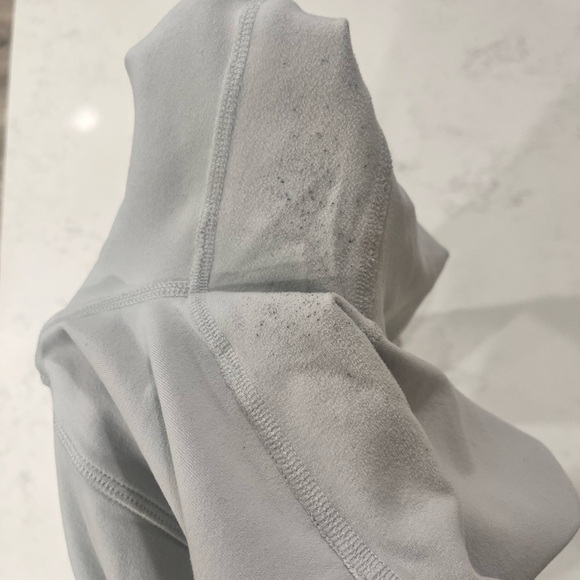 ALO Yoga Light Gray Leggings -preloved - Picture 2 of 6